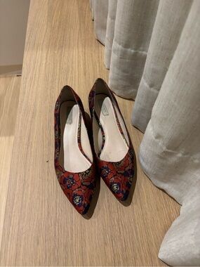 Cole Haan Red and Navy Floral Pointed-Toe Heels